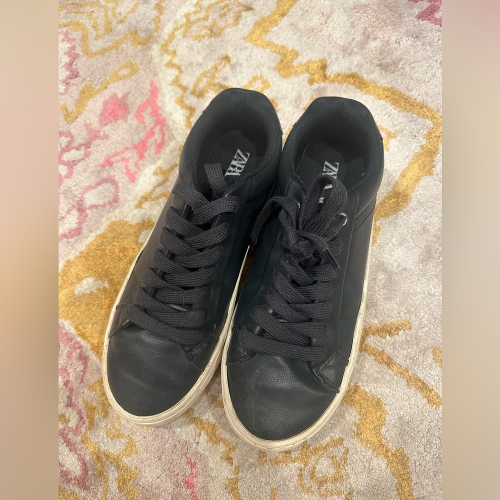 Zara Boys Black Sneakers Size 6 (38)